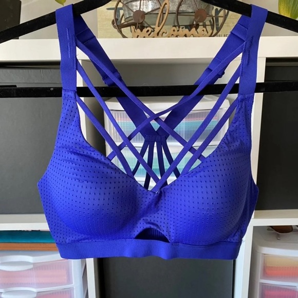 VSX SPORT By Victoria’s Secret Sports Bra size 32C - Picture 2 of 6